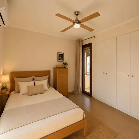 Stefanos Aegean Pearl * Άφυτος